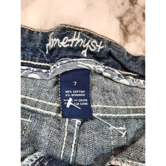 Amethyst Shorts Size 7 - Picture 5 of 8